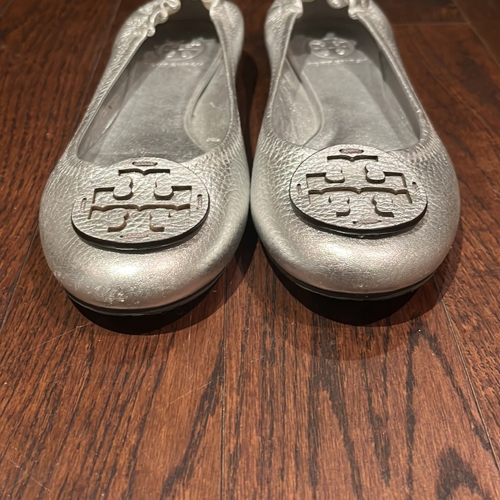 🌟HOST PICK🌟Tory Burch Silver Ballet Flats - Picture 11 of 12